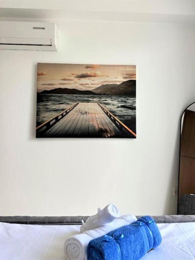 H&O Alina Sunset Apartment 파포스 외부 사진