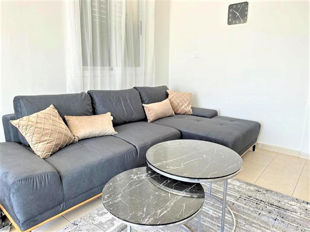 H&O Alina Sunset Apartment 파포스 외부 사진