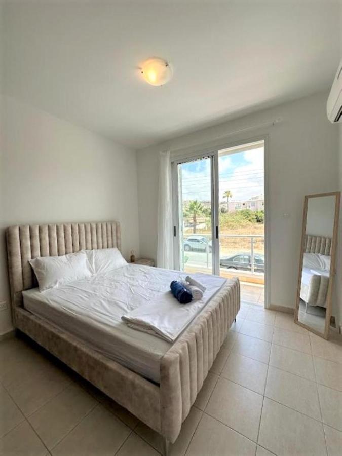H&O Alina Sunset Apartment 파포스 외부 사진
